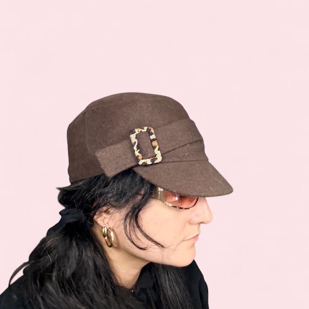 90s y2k newsboy cap brown